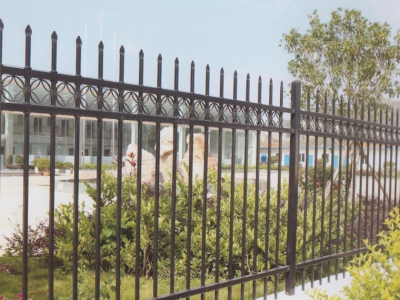 镀锌围墙护栏