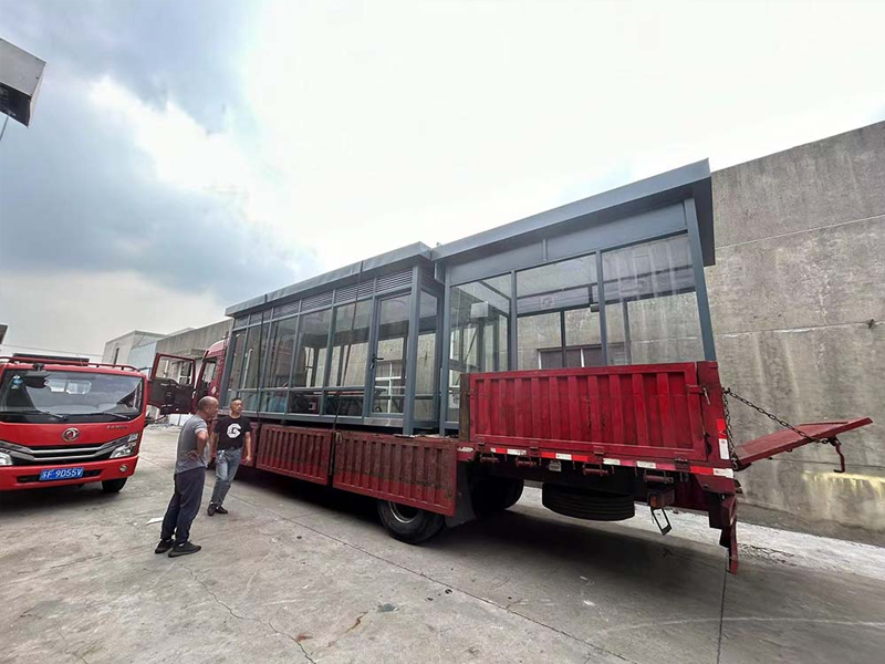 4台吸烟亭发货浙江